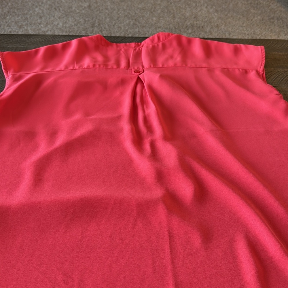 New York and Company capped sleeve blouse - Picture 6 of 7